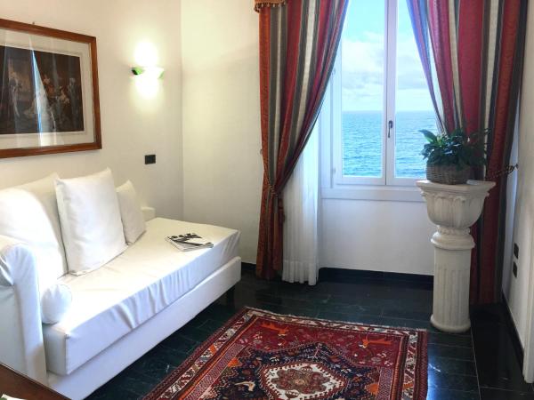 Villa Las Tronas Hotel & SPA : photo 2 de la chambre suite - vue sur mer