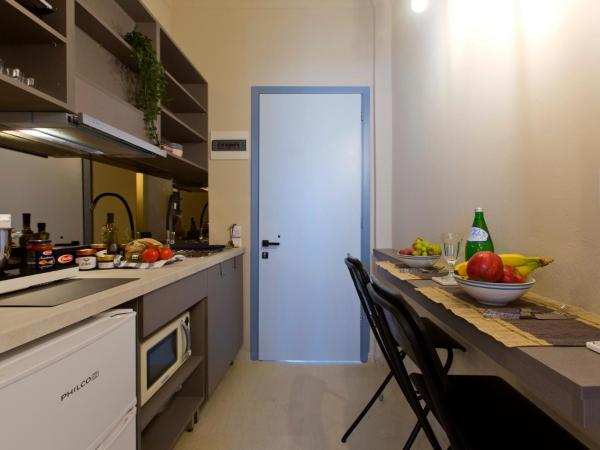 LOC HOSPITALITY Urban Suites : photo 4 de la chambre studio avec balcon