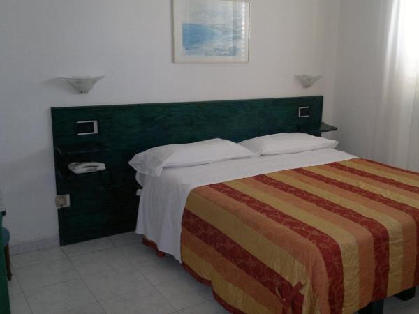 Hotel Eden : photo 4 de la chambre chambre double Économique