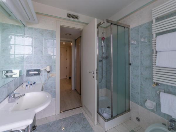 Suite Hotel Elite : photo 4 de la chambre suite junior (3 adultes)