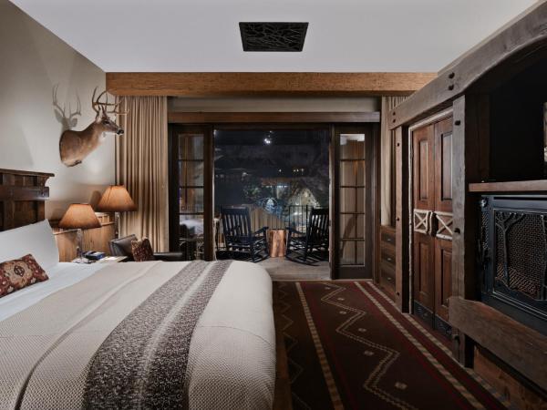 Big Cypress Lodge : photo 5 de la chambre chambre intérieure lit king-size 
