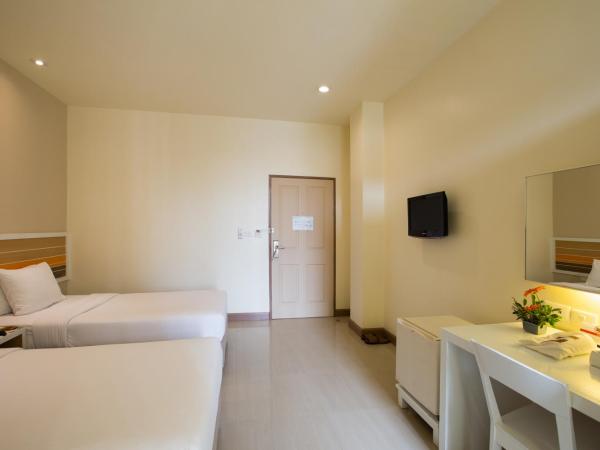 Imm Hotel Thaphae Chiang Mai : photo 4 de la chambre chambre double ou lits jumeaux deluxe supérieure