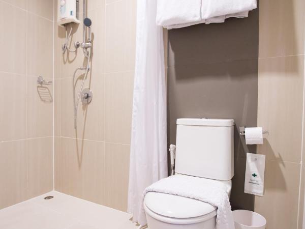 Imm Hotel Thaphae Chiang Mai : photo 7 de la chambre chambre triple