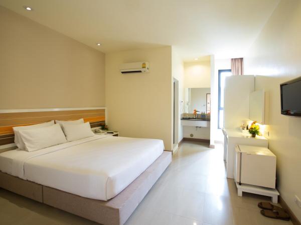 Imm Hotel Thaphae Chiang Mai : photo 1 de la chambre chambre double ou lits jumeaux deluxe supérieure