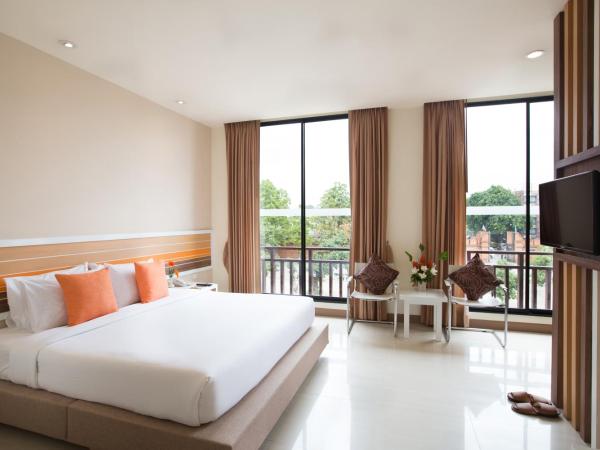 Imm Hotel Thaphae Chiang Mai : photo 1 de la chambre chambre double ou lits jumeaux deluxe - vue sur montagne