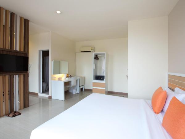 Imm Hotel Thaphae Chiang Mai : photo 2 de la chambre chambre double ou lits jumeaux deluxe - vue sur montagne