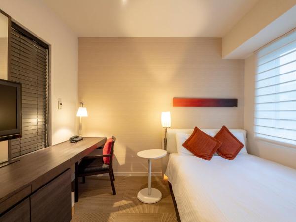 Hotel Keihan Tokyo Yotsuya : photo 2 de la chambre dernière minute - petite chambre double avec cabine de douche - fumeurs