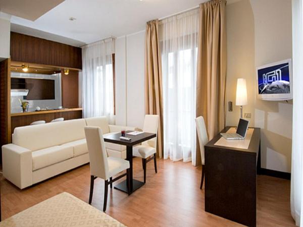 Suite Hotel Elite : photo 4 de la chambre suite junior