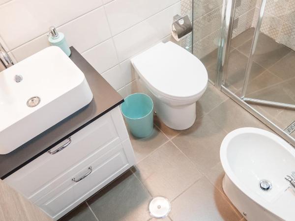 Interno2 Bari Centrale : photo 7 de la chambre chambre triple standard