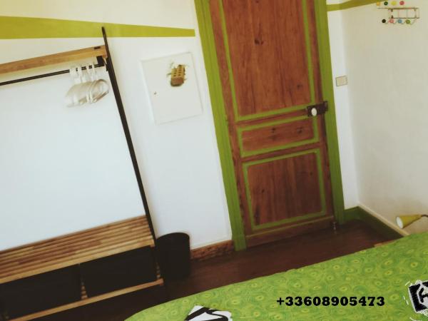 h2oholidays - auberge de jeunesse - youth hostel : photo 3 de la chambre chambre double ou lits jumeaux standard