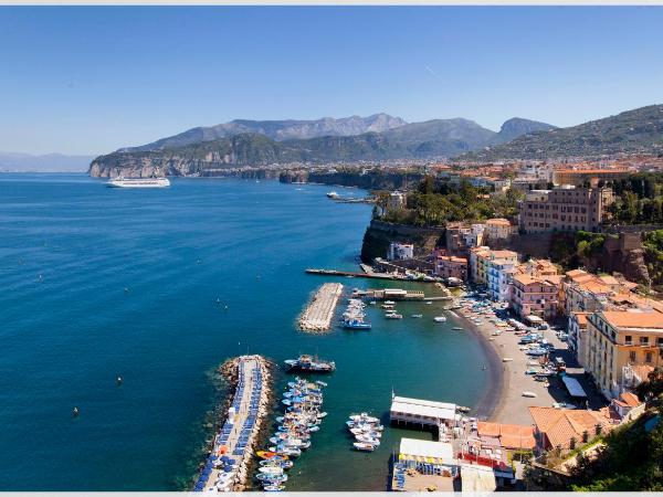Hotel Settimo Cielo : photo 5 de la chambre chambre triple avec balcon - vue sur mer