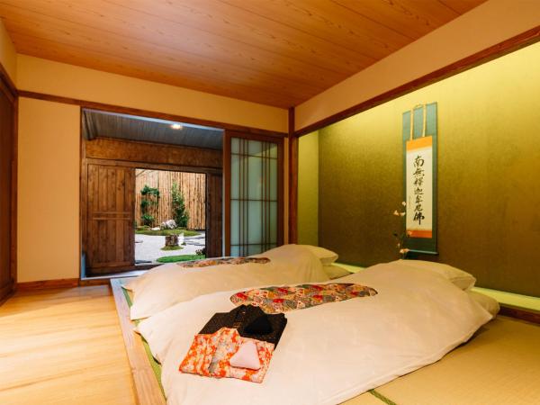 MAYU Bangkok Japanese Style Hotel : photo 4 de la chambre suite lit king-size avec balcon