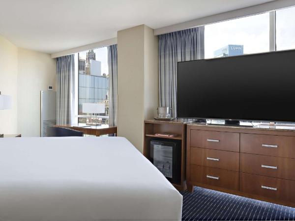 Hyatt Regency Baltimore : photo 1 de la chambre chambre lit king-size - vue sur port