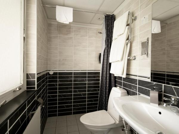 Sure Hotel by Best Western Algen : photo 7 de la chambre chambre standard lit queen-size