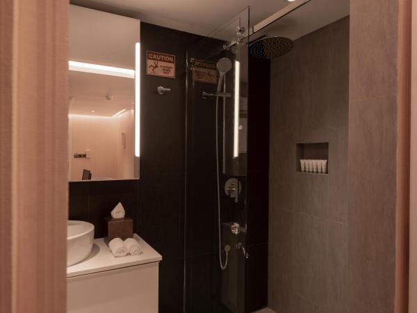 Amina Residency : photo 9 de la chambre chambre king deluxe