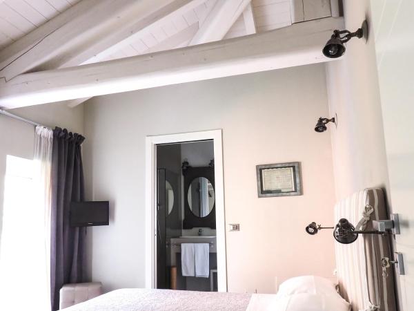 Corte Merighi Charming Rooms : photo 5 de la chambre chambre double classique