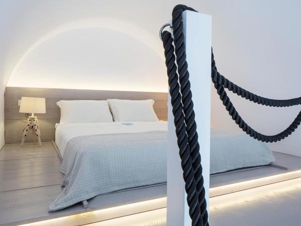 Loizos Stylish Residences : photo 4 de la chambre suite junior en duplex