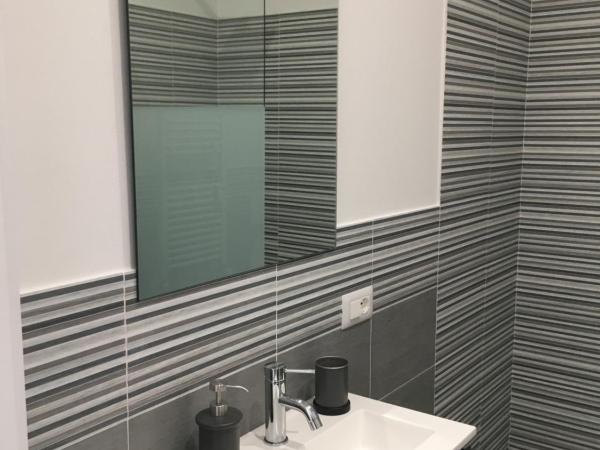 Four Rooms : photo 8 de la chambre chambre double deluxe avec balcon