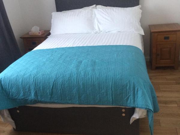 simply guesthouse : photo 3 de la chambre chambre double deluxe avec baignoire