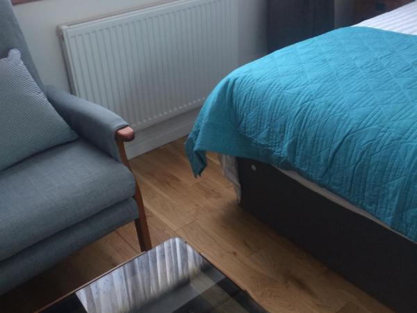 simply guesthouse : photo 6 de la chambre chambre double deluxe avec baignoire