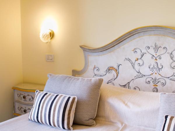 Hotel Zi' Teresa : photo 6 de la chambre chambre triple - vue sur mer