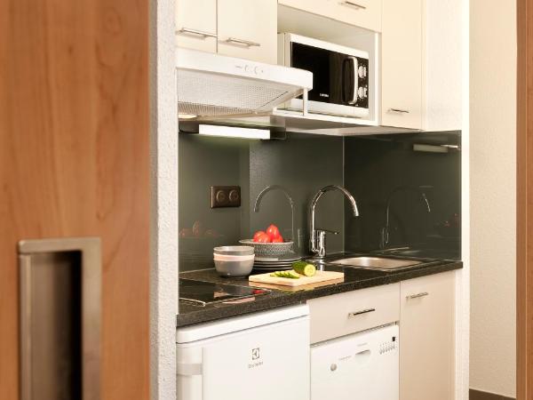 Citadines Kléber Strasbourg : photo 4 de la chambre appartement standard