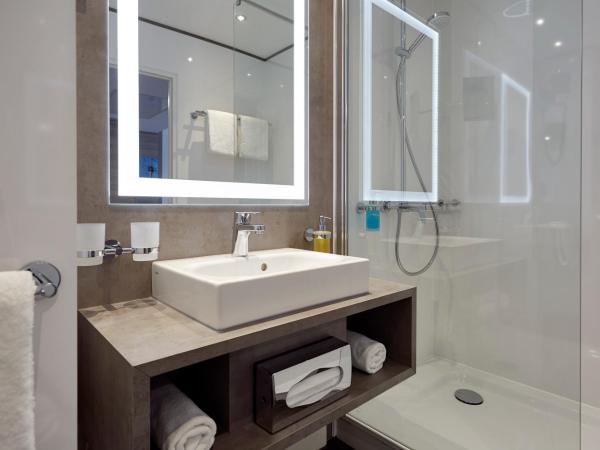 Lindner Hotel Dusseldorf Airport, part of JdV by Hyatt : photo 7 de la chambre chambre lits jumeaux deluxe