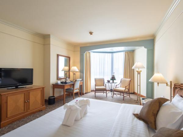 Montien Riverside Hotel Bangkok : photo 9 de la chambre chambre deluxe double ou lits jumeaux