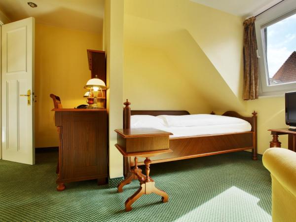 Hotel Bellmoor im Dammtorpalais : photo 2 de la chambre chambre simple