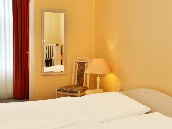 Hotel Bellmoor im Dammtorpalais : photo 3 de la chambre chambre double Économique