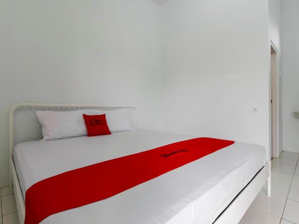 RedDoorz @ Jagakarsa 2 : photo 9 de la chambre chambre double