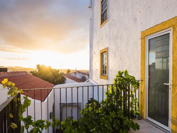 Epic Days Guest House : photo 1 de la chambre chambre double avec balcon
