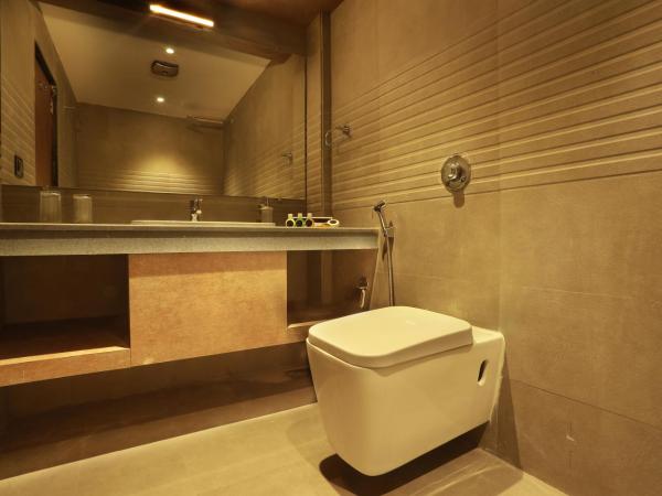 Aura One Hotel : photo 10 de la chambre chambre lit king-size deluxe