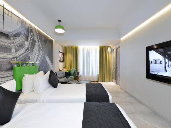 Regenta Central Antarim Ahmedabad : photo 3 de la chambre premier room with 15% discount on food & beverages 