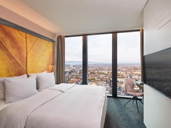 HYPERION Hotel Basel : photo 1 de la chambre chambre king confort