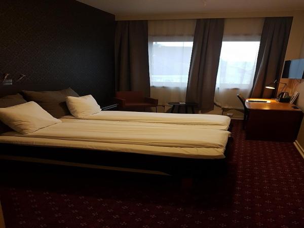 Chesterfield Hotel : photo 3 de la chambre chambre lits jumeaux