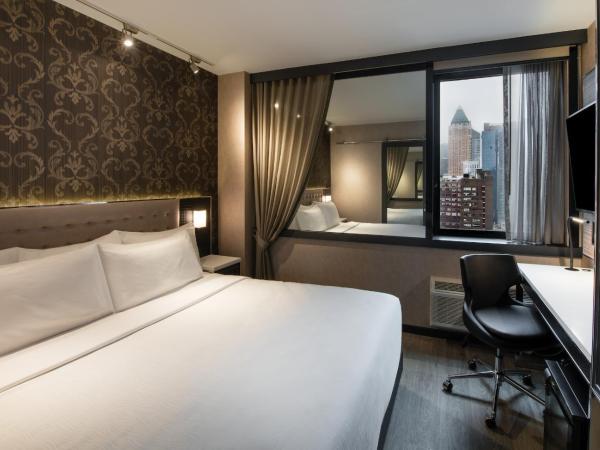 Aliz Hotel Times Square : photo 2 de la chambre chambre standard lit king-size