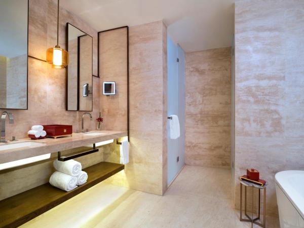 HUALUXE Shanghai Twelve At Hengshan, an IHG Hotel : photo 4 de la chambre chambre lit king-size standard