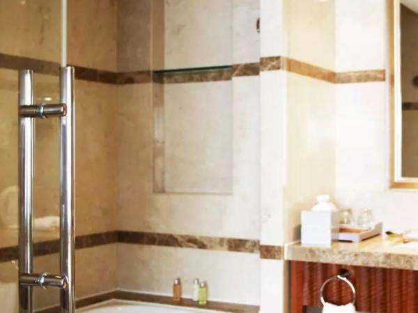 Glarun Jinling Hotel : photo 1 de la chambre chambre lits jumeaux deluxe