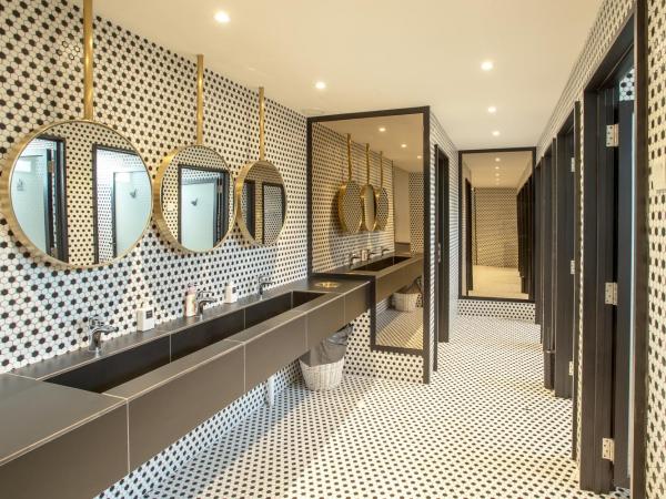 Yote 28 : photo 6 de la chambre lit simple dans dortoir pour femmes