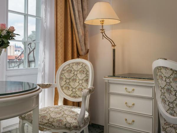 Ambassador Zlata Husa : photo 3 de la chambre suite