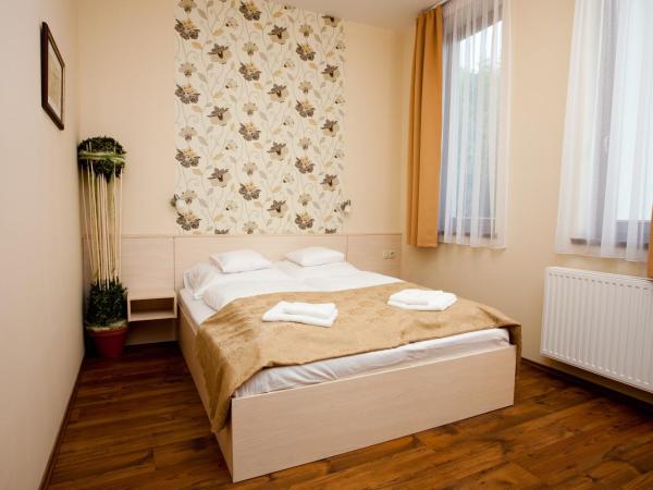 Piroska Csárda és Panzió : photo 2 de la chambre chambre double ou lits jumeaux