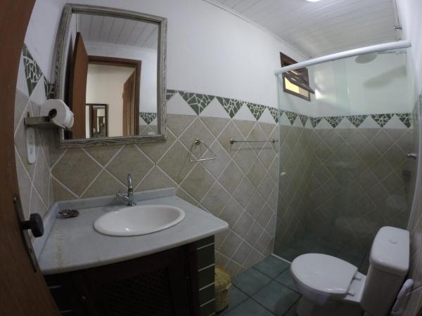 Pousada Casa Cactus Praia da Tartaruga Búzios : photo 3 de la chambre chambre triple standard
