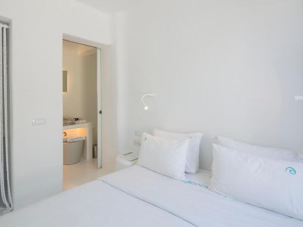 Mykonos Bay Resort & Villas : photo 3 de la chambre résidence premium standard – bâtiment annexe 