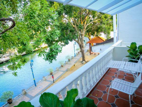 Aava Malacca Hotel : photo 2 de la chambre grande suite