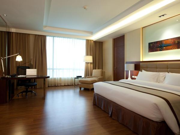 The Grand Fourwings Convention Hotel Bangkok : photo 5 de la chambre grande chambre double deluxe
