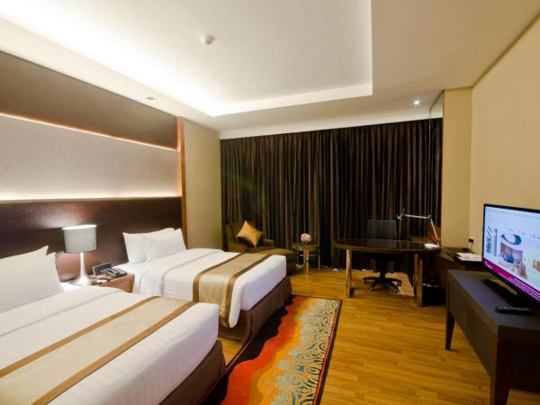 The Grand Fourwings Convention Hotel Bangkok : photo 6 de la chambre grande chambre double deluxe