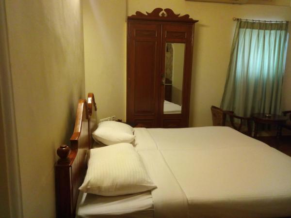 Taj Mahal Hotel Abids : photo 2 de la chambre suite