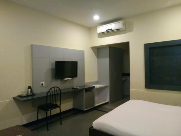 Taj Mahal Hotel Abids : photo 3 de la chambre chambre double ou lits jumeaux standard