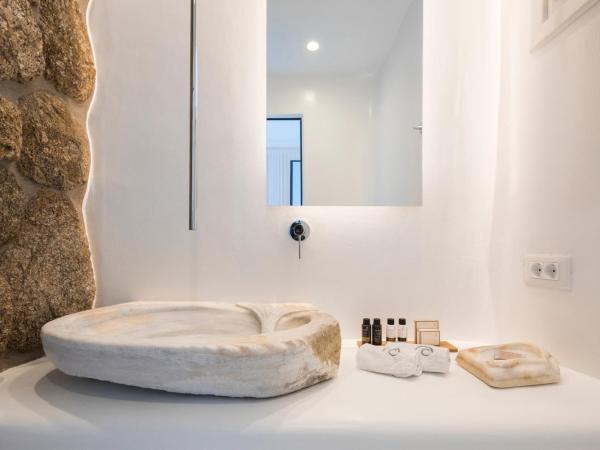 Mykonos Bay Resort & Villas : photo 3 de la chambre chambre double ou lits jumeaux de luxe avec vue sur cour